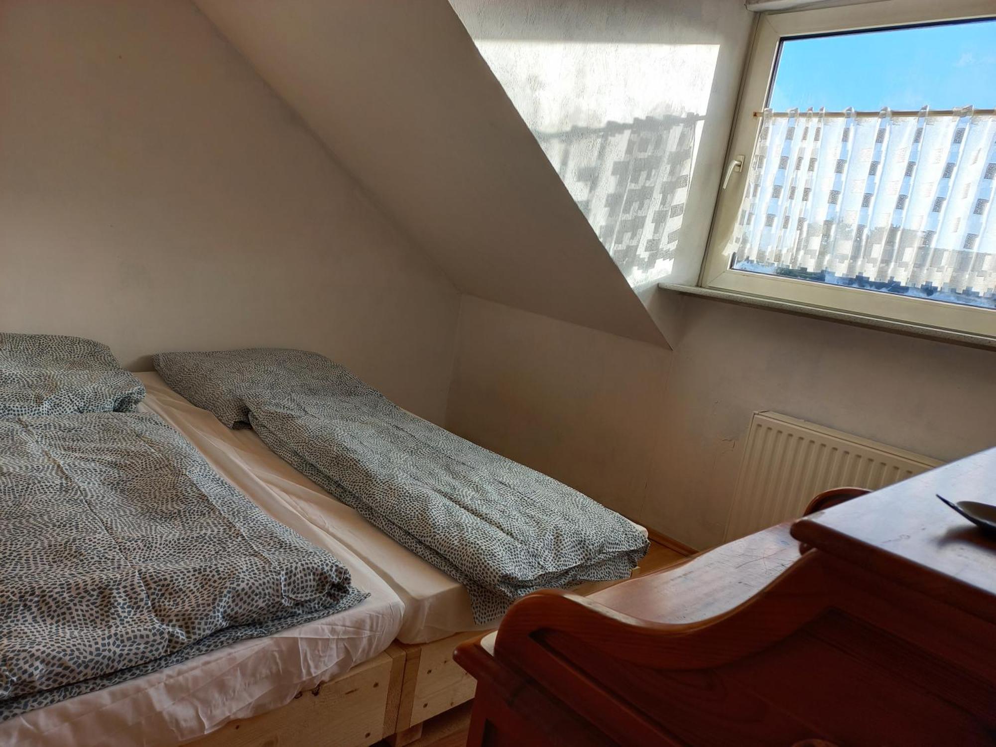 Hoteliving Duesseldorf Airport ラーティンゲン 部屋 写真